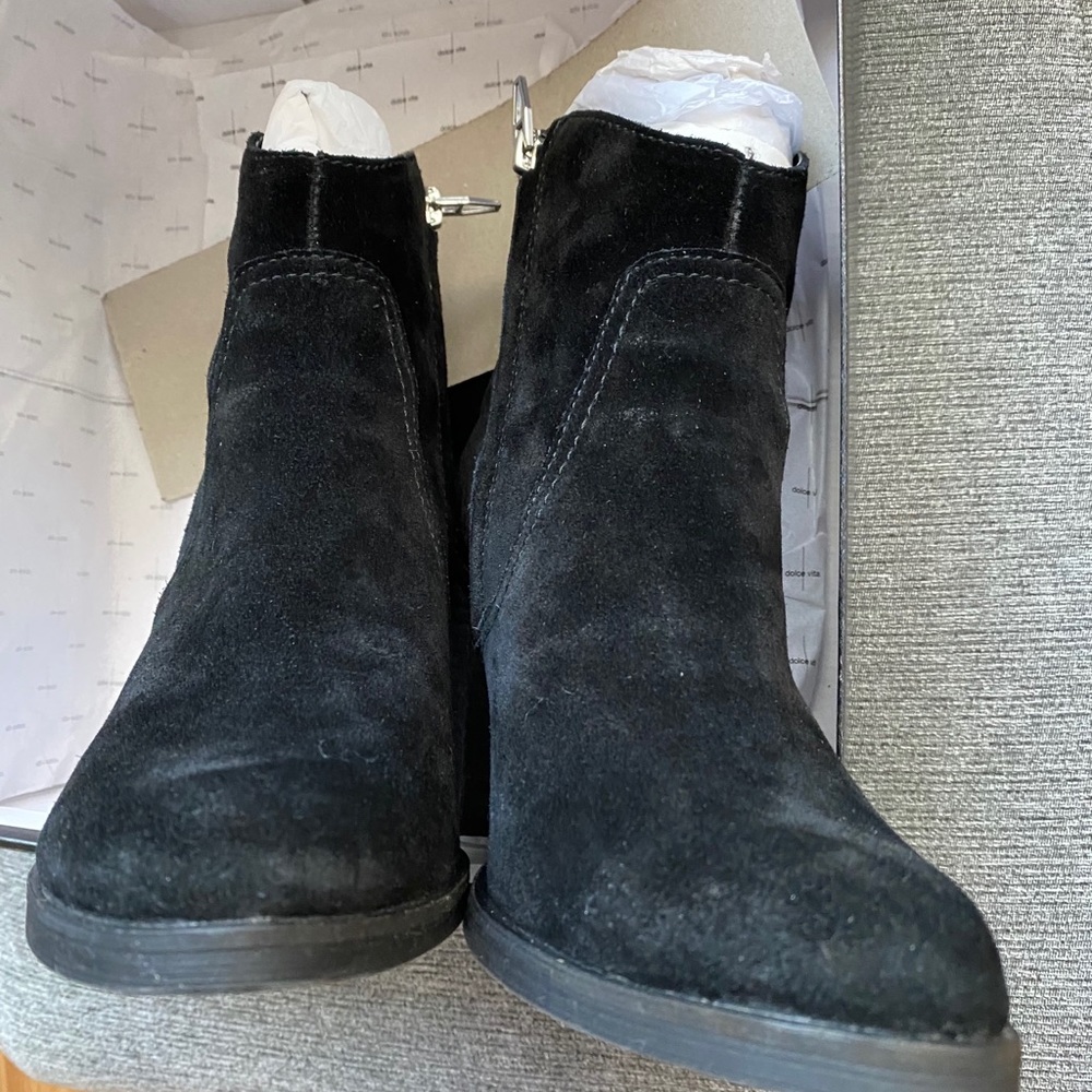 Dolce Vita Saint Suede Ankle Boots - Picture 4 of 7